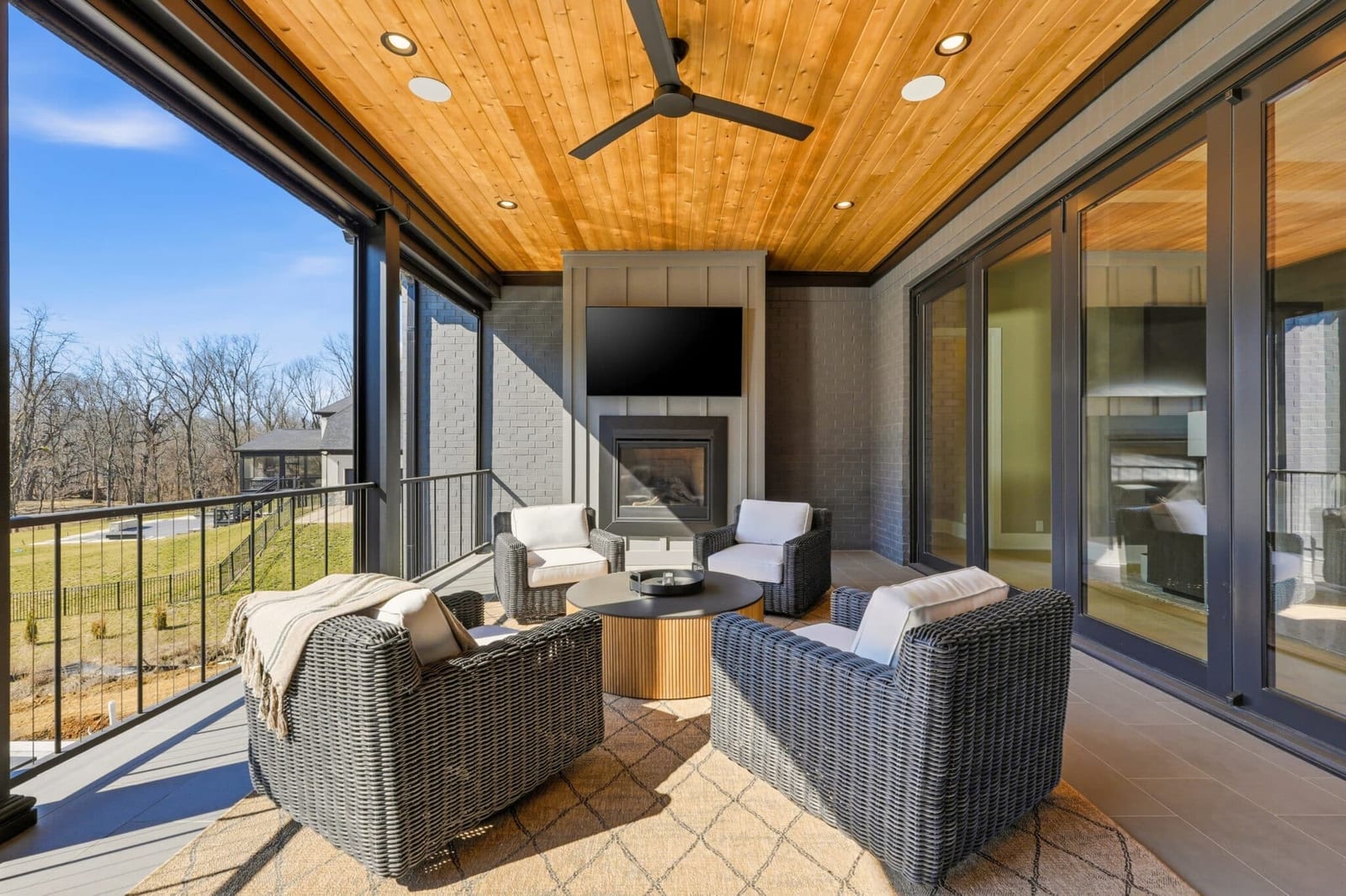 Black Label Builders — 2901 Quarry Road 3
